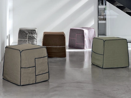 Pouf Cookie rivestito in tessuto di Tomasella
