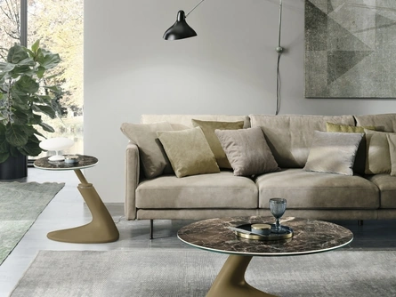 Tavolino rotondo Leaf con top in gres porcellanato e base in poliuretano verniciato di Target Point