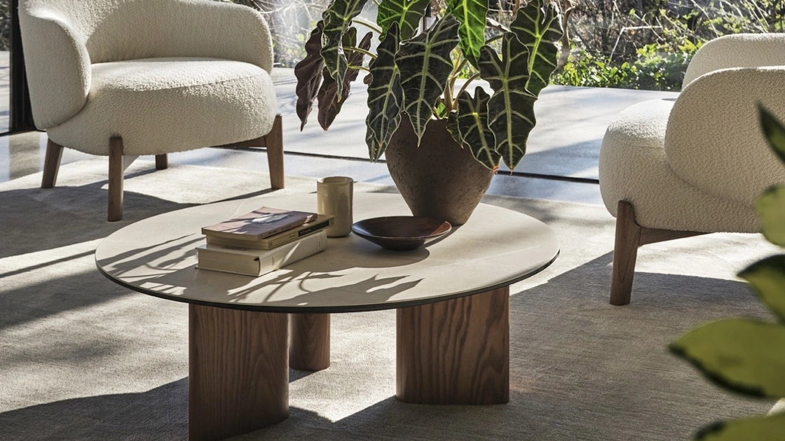 Tavolino Sandy in ceramica di Calligaris