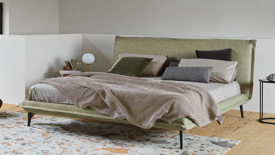 Letto in tessuto imbottito Fluff di Calligaris
