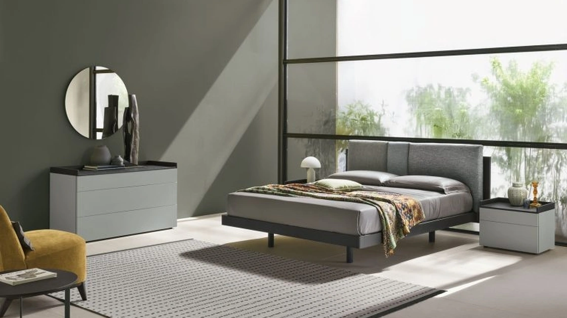 Letto con testiera imbottita Nikki di Tomasella