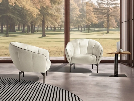Poltroncina in tessuto Perla di Max Divani