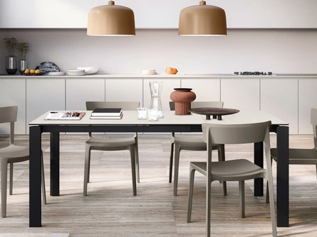 Sedia in polipropilene Skin di Calligaris