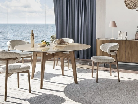 Tavolo rotondo in ceramica con struttura in legno massello Abrey di Calligaris