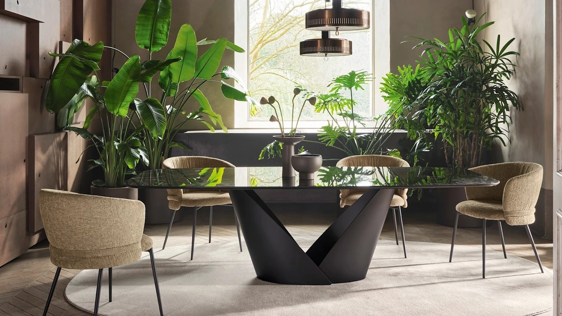 Tavolo Calla con top in vetro di Calligaris