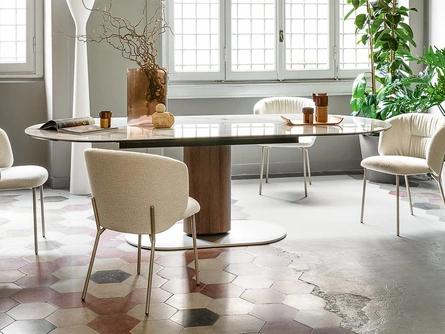 Tavolo Cameo in ceramica di Calligaris