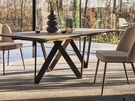 Tavolo allungabile Cartesio in ceramica di Calligaris