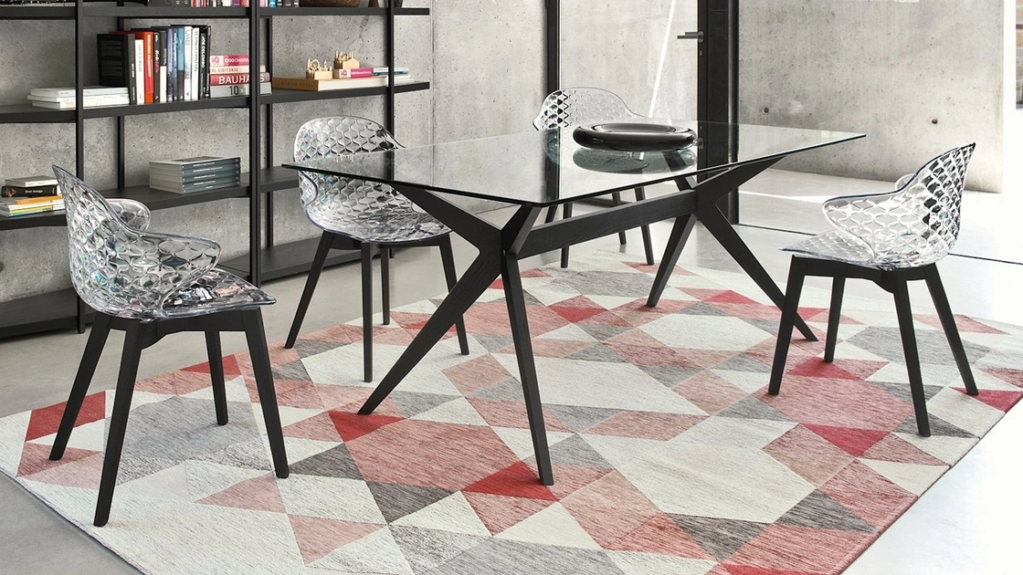 Tavolo rettangolare in vetro con struttura in legno massello Kent di Calligaris