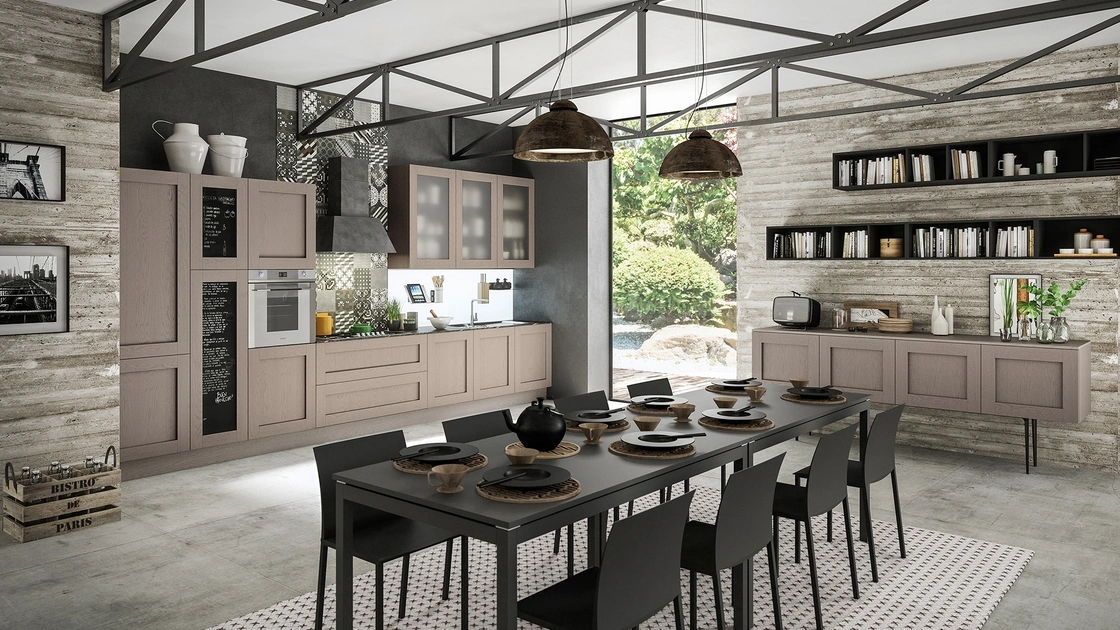 Cucina Classica lineare Licia in Rovere Visone e Vetro Bianco Opaco di Aran