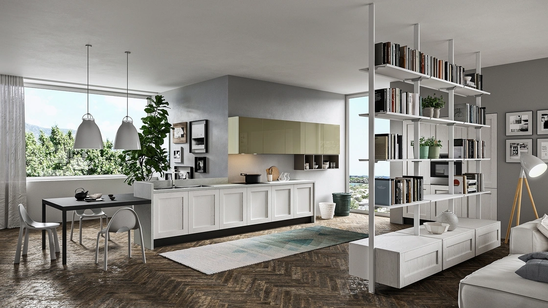 Cucina Classica con penisola Licia in legno di Rovere Bianco con pensili in laccato lucido di Aran