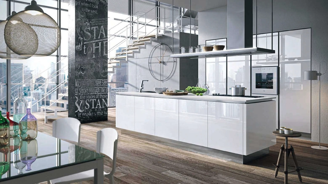 Cucina Design con isola Bijou in vetro Bianco lucido di Aran