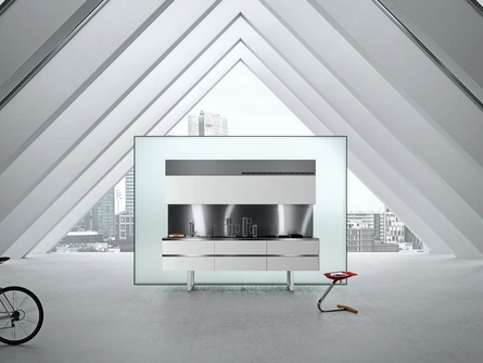 Cucina Design lineare Sipario in Fenix Bianco Alaska e Acciaio inox di Aran