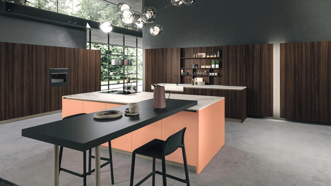 Cucina Design con isola e penisola Volare in legno e laccato opaco con top in laminato di Aran