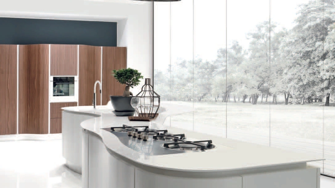 Cucina Design Volare curvilinea in laccato Bianco di Aran
