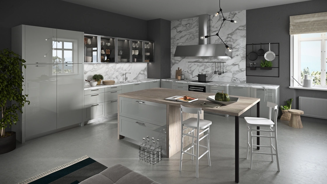 Cucina Moderna angolare con isola Vita Bella in laccato lucido Grigio e top in marmo di Carrara di Aran